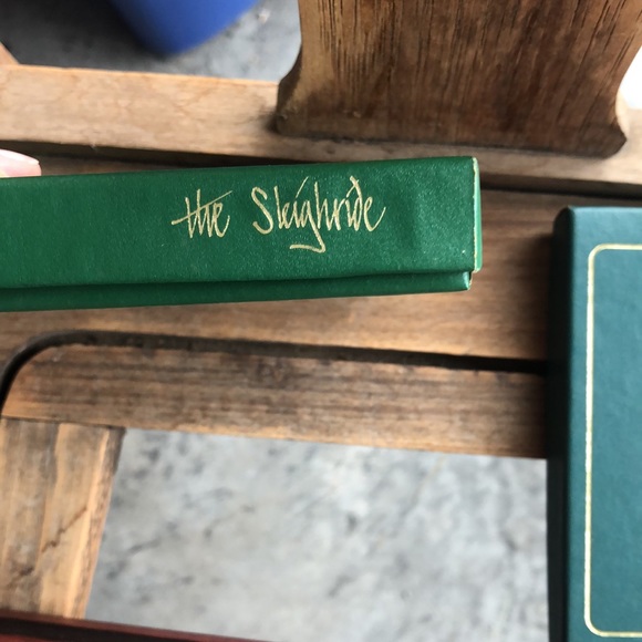 P Buckley Moss Set of 3 Ornaments in Custom Frame - Picture 16 of 17